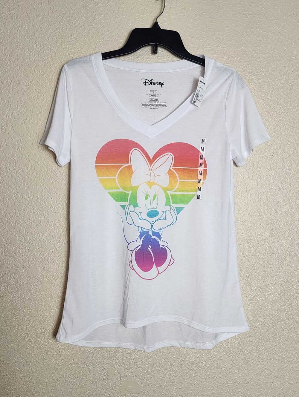 Disney Minnie Mouse Rainbow Heart V-Neck T-Shirt Junior's Medium NWT